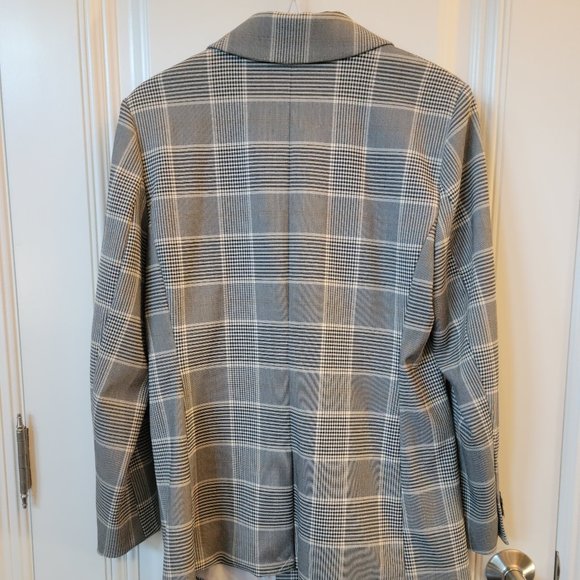 H & M - Picture 2 of 15